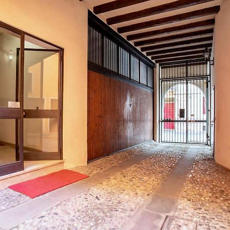 San Faustino Central Apartment Vicenza Bagian luar foto