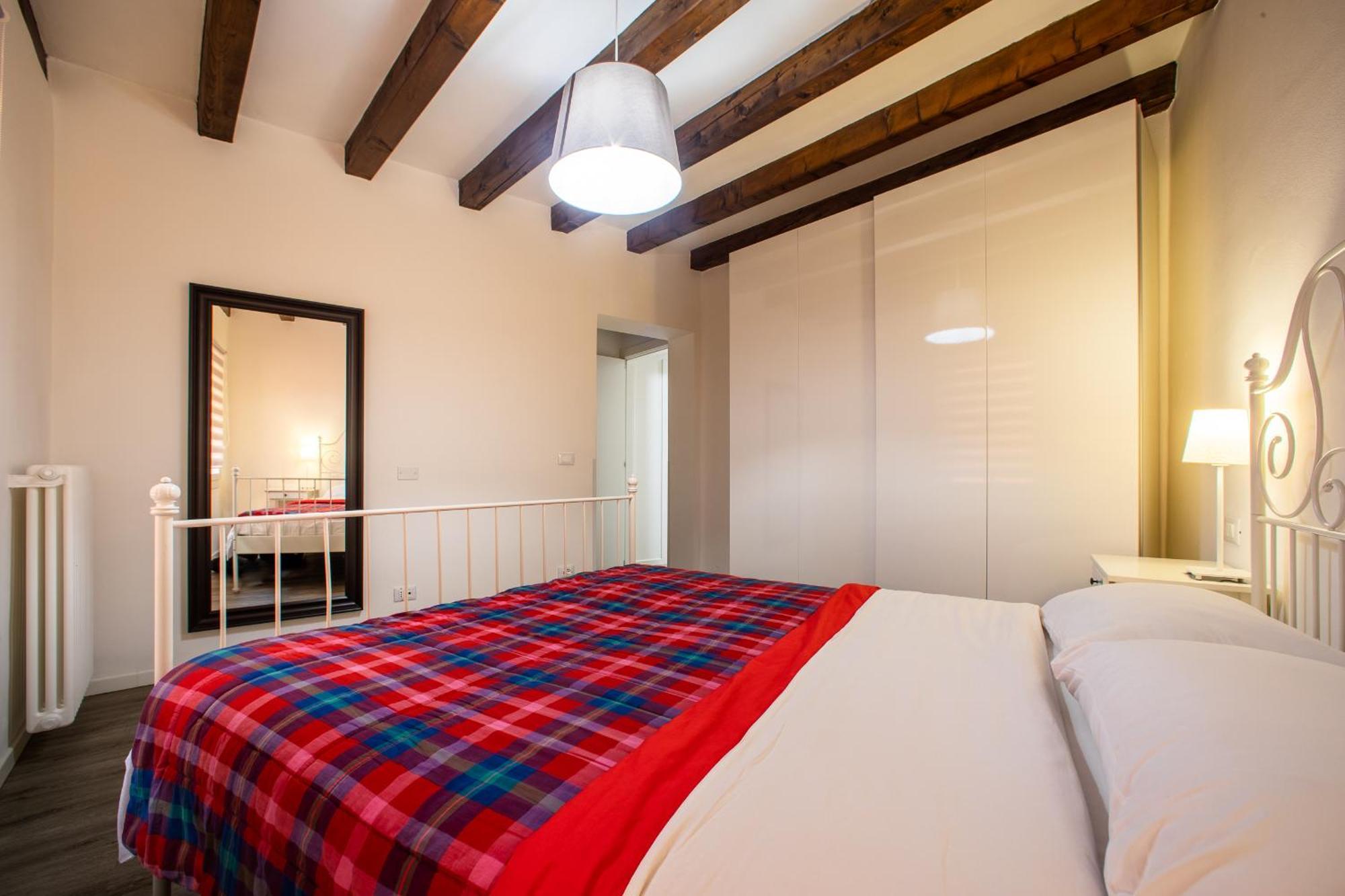 San Faustino Central Apartment Vicenza Bagian luar foto